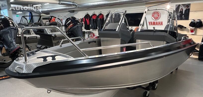 new Yamaha Buster LX F60hp boat