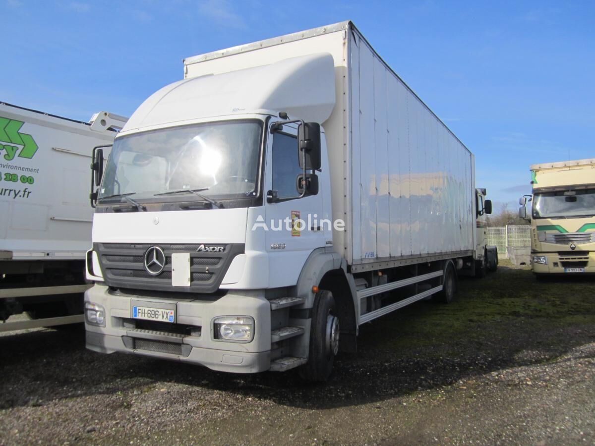 Mercedes-Benz Axor 1829 box truck