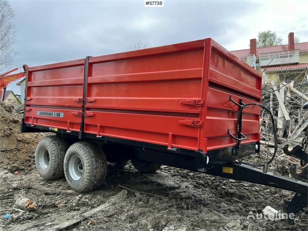 Junkkari 85 dump trailer