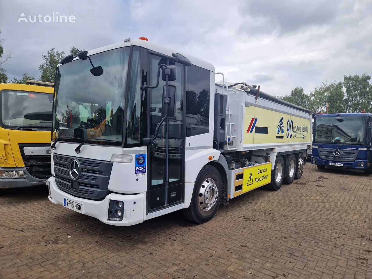 Mercedes-Benz Econic dump truck