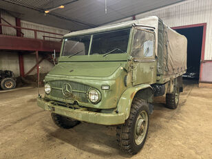 Mercedes-Benz Unimog 404S military truck