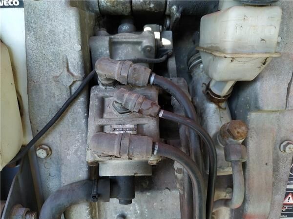 Knorr-Bremse Bomba De Freno Iveco EuroCargo Chasis     (Typ 150 E 23) [5,9 Lt brake master cylinder for IVECO EuroCargo Chasis (Typ 150 E 23) [5,9 Ltr. - 167 kW Diesel] truck