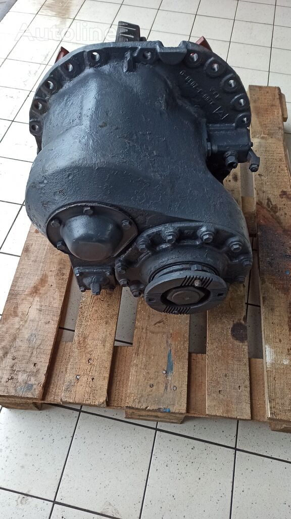 Volvo RTS2370A differential for truck tractor