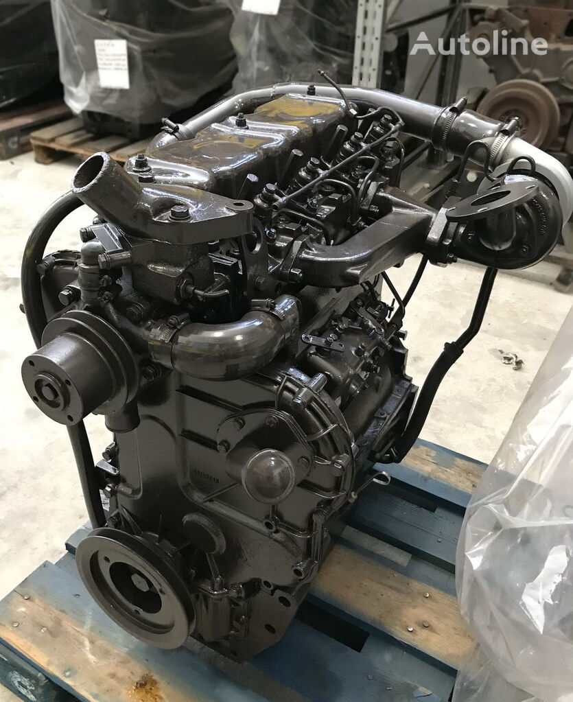 Perkins 4.203 engine for truck tractor