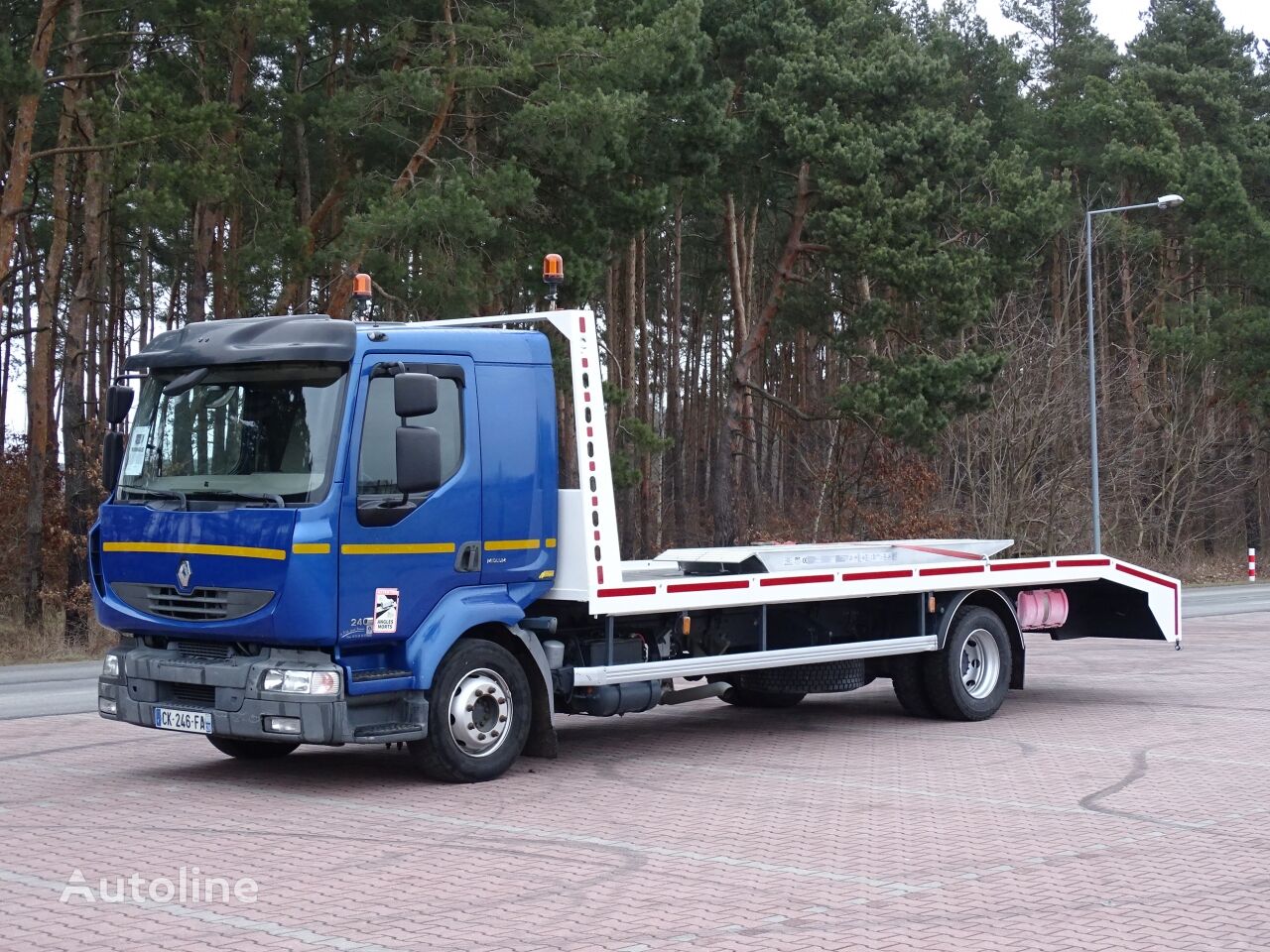 Renault MIDLUM 240 DXI  tow truck