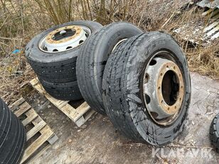 Goodyear 295/60R22,5 truck tire