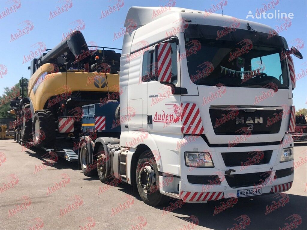 MAN TGX 26.440 truck tractor + low bed semi-trailer